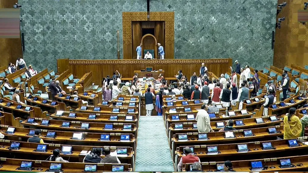 prime-minister-modi-congratulated-the-world-famous-bargarh-dhanuyatra