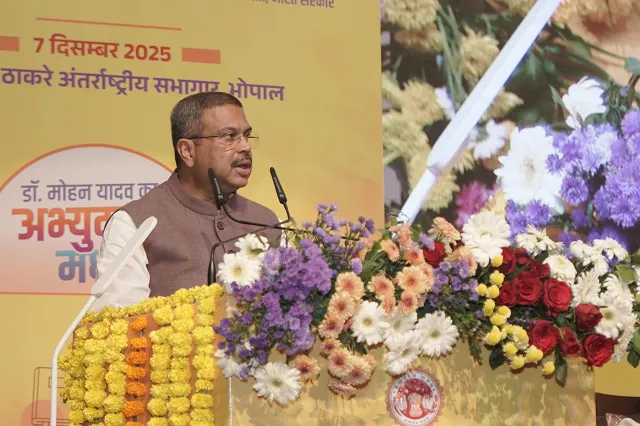 congress-demand-home-minister-amit-shah-resignation-onbijapur-naxal-attack