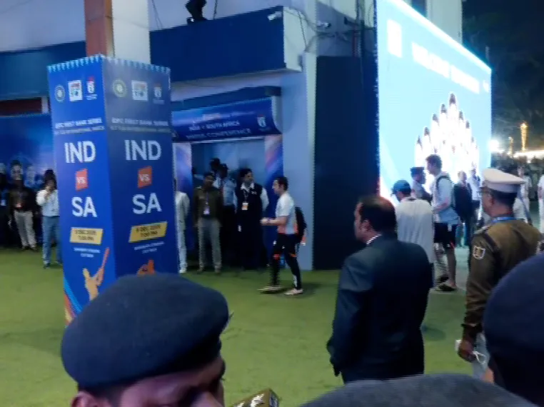 Barabati T 20: ବାରବାଟୀ ଷ୍ଟାଡିୟମରେ ଦୁଇ ଦଳର ଖେଳାଳି, ମୁଖ୍ୟମନ୍ତ୍ରୀ ବି ପହଞ୍ଚିଲେ 