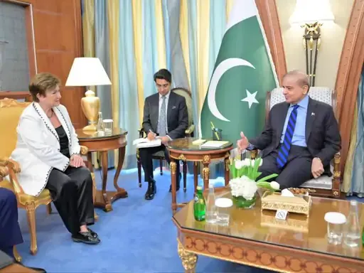 IMF Loan to Pakistan: ପାକିସ୍ତାନକୁ ୧୧ ହଜାର କୋଟି ଟଙ୍କା ଋଣ ଦେଲା ଆଇଏମଏଫ୍