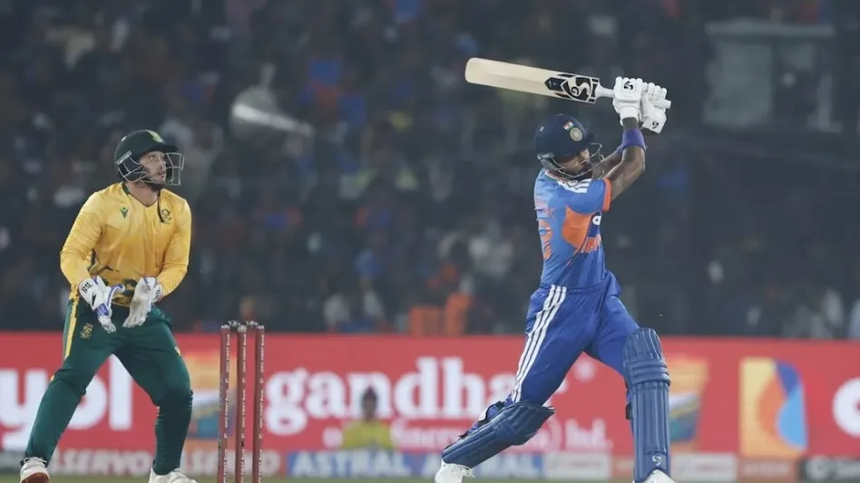 ବାରବାଟୀରେ ପାଣ୍ଡ୍ୟାଙ୍କ ଧୂଆଁଧାର ବ୍ୟାଟିଂ, ଦକ୍ଷିଣ ଆଫ୍ରିକାକୁ ଏତିକି ଟାର୍ଗେଟ୍ ଦେଲା ଭାରତ 