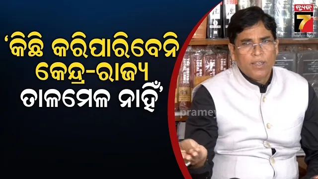 dhini-wanted-to-quit-captaincy-in-2008-rp-singh-said