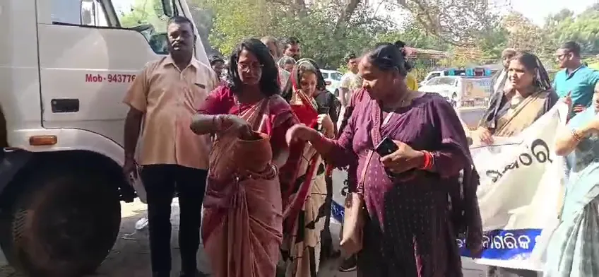 bsnl-will-give-1-5-gb-data-daily-and-unlimited-calling-for-less-than-rs-100