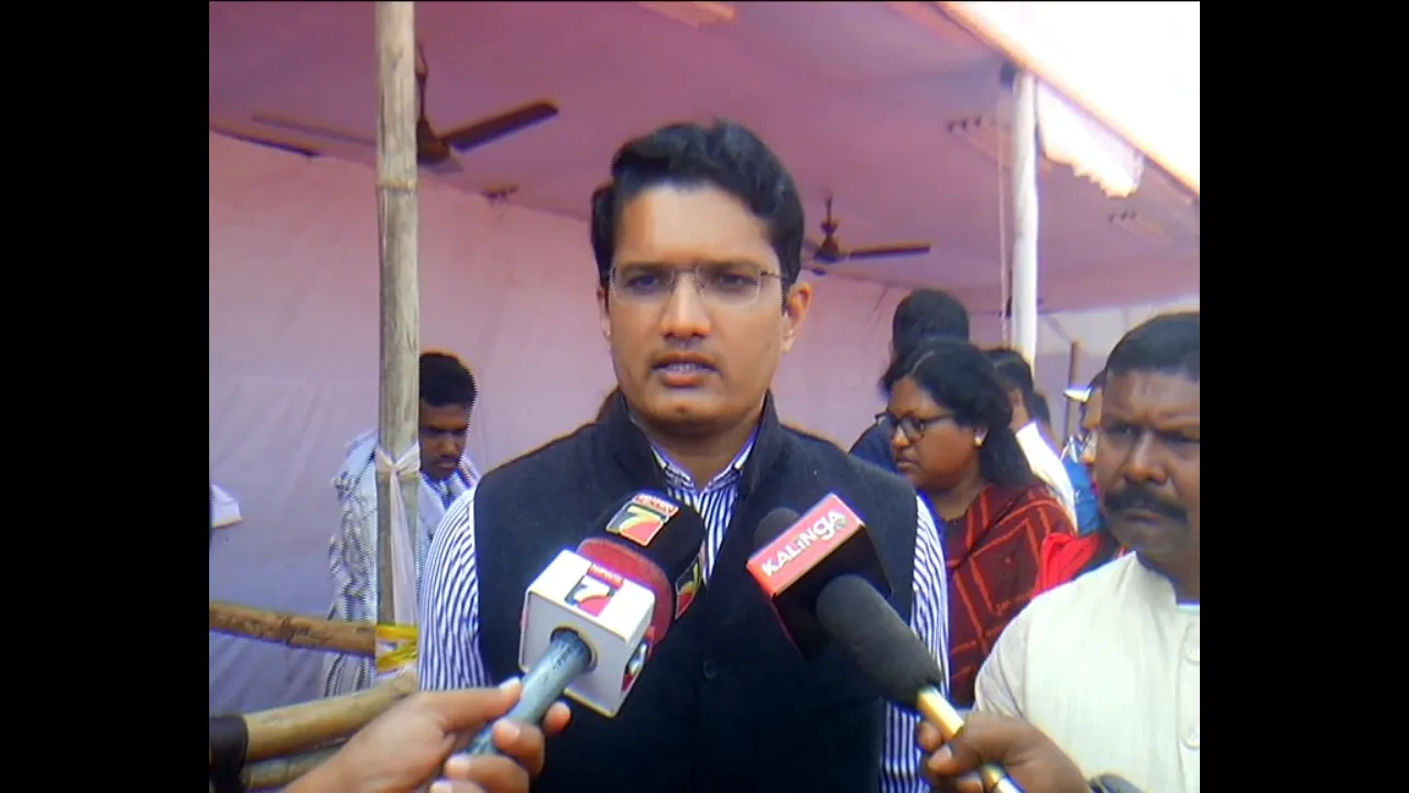 female-elephant-dead-in-bonai-forest