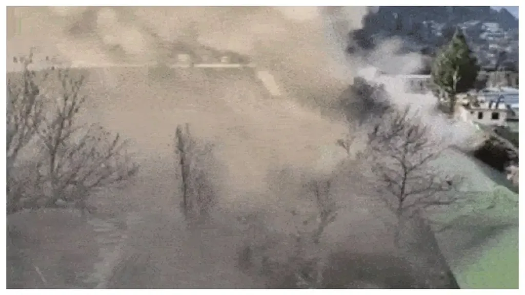 massive-fire-breaks-out-in-ghaziabad