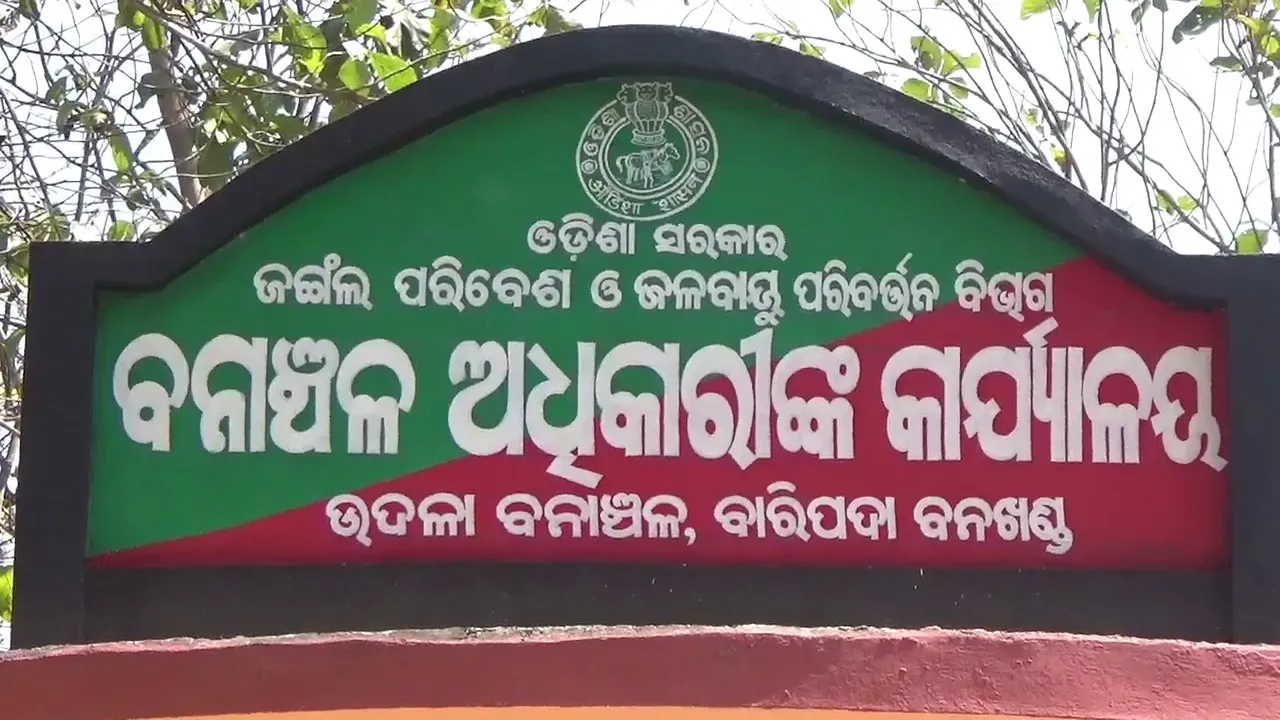 3-lt-col-among-16-booked-for-attacking-kupwara-police-station-assaulting-cops