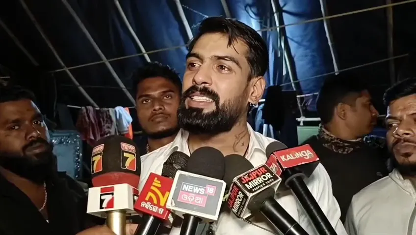 ଯାତ୍ରାକୁ ଫେରିଲେ ବ୍ୟାଡ ବୟ ପୀୟୂଷ ତ୍ରିପାଠୀ, ନାଟକ ‘ତୁ ମୋ ବଜରଙ୍ଗି’ରେ କଲେ ଦମଦାର ଏଣ୍ଟ୍ରି