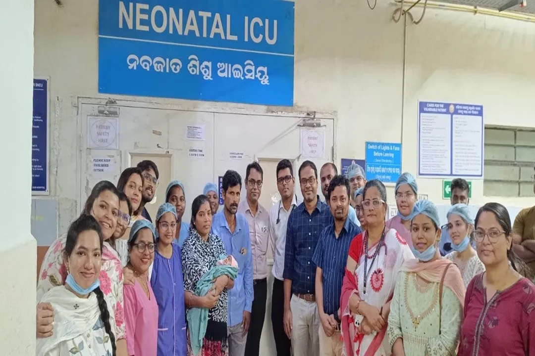 ସମ୍ ହସ୍ପିଟାଲରେ ନବଜାତ ଶିଶୁର ଜୀବନ ରକ୍ଷା, ସମୟୋଚିତ ଚିକିତ୍ସା ଓ ସଠିକ୍ ରୋଗ ନିରୂପଣ କରି ବଞ୍ଚାଇଦେଲେ ଚିକିତ୍ସକ