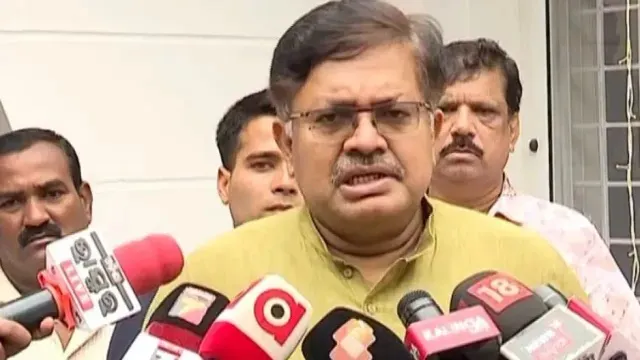 ପାର୍ବଣରେ ବେଆଇନ ମଦ ବେପାରୀଙ୍କ ତ୍ରାହି ନାହିଁ: ଆରମ୍ଭ ହେଲା ସ୍ପେସିଆଲ ଡ୍ରାଇଭ, ମନ୍ତ୍ରୀ ପୃଥ୍ବୀରାଜ ହରିଚନ୍ଦନଙ୍କ କଡ଼ା ଚେତାବନୀ