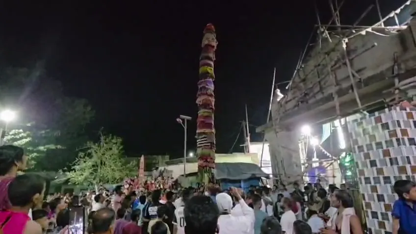 ବର୍ଷକୁ ମାତ୍ର ୪ ଦିନ.. ଦଶହରା ପୂର୍ବରୁ କଣାସରେ ନିଆରା ପରମ୍ପରା, ୧୬ ଗାଁ ପରିକ୍ରମା କରୁଛନ୍ତି ମା’ କୁଞ୍ଜେଶ୍ୱରୀ