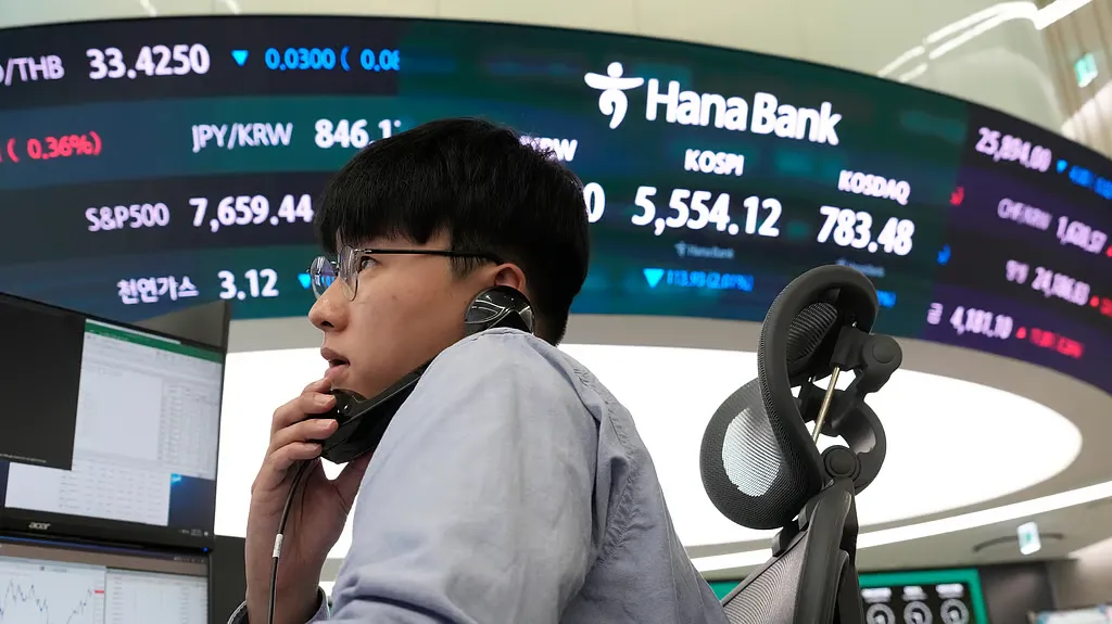 Global Stock Markets Mixed as Sensex Falls 1.2%, Oil Prices Drop 2%