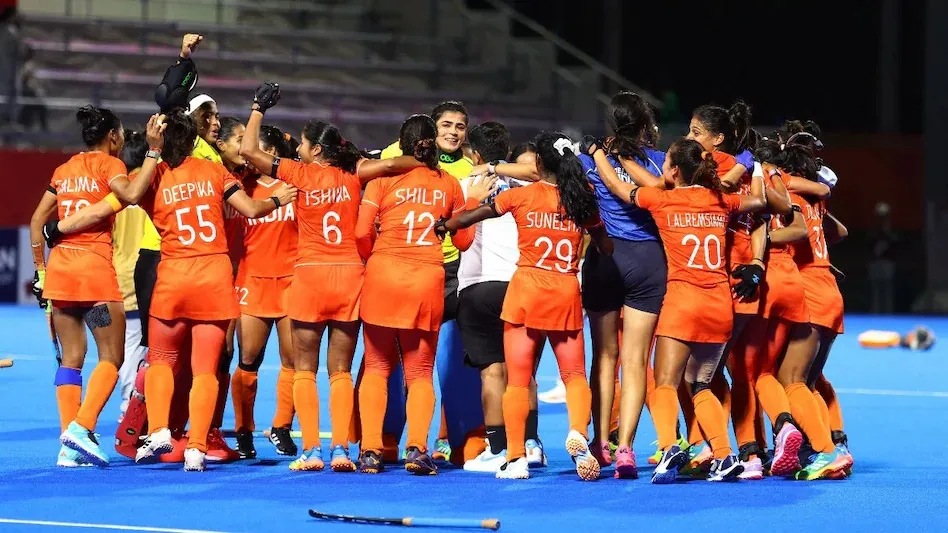 women hockey