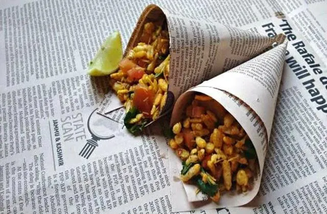 Eating Food Wrapped in Newspaper? Know the Health Risks of Newspaper Ink