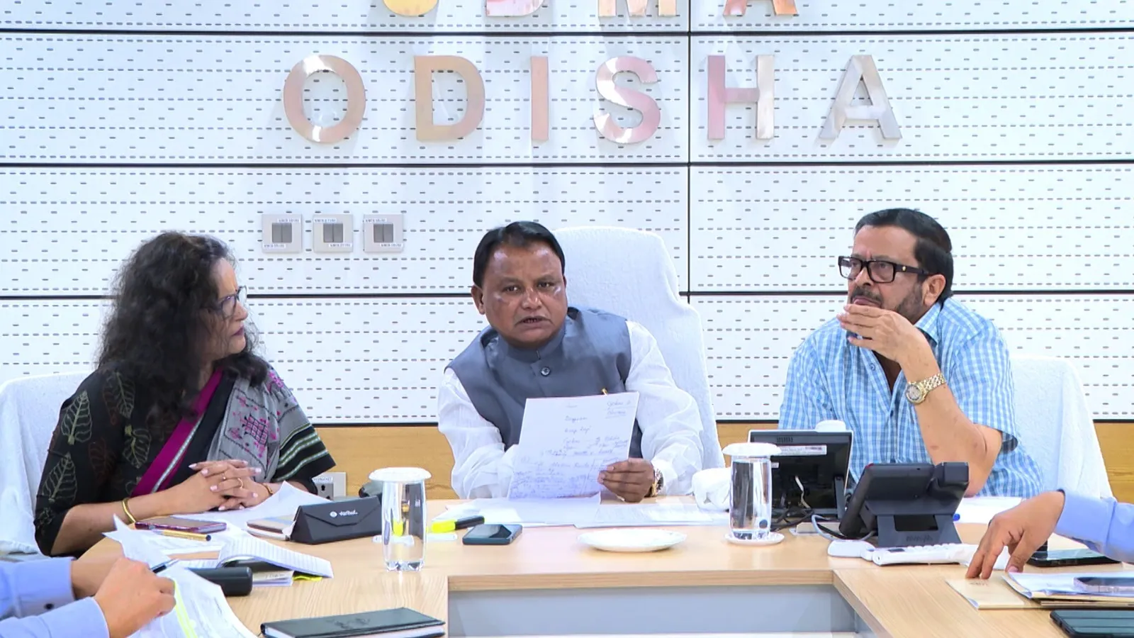 ସମ୍ଭାବ୍ୟ ବାତ୍ୟା ପାଇଁ ଆଗୁଆ ପ୍ରସ୍ତୁତି: ଆଶ୍ରୟସ୍ଥଳୀ ସହ ମହଜୁଦ ରହିବ ରିଲିଫ୍ ସାମଗ୍ରୀ