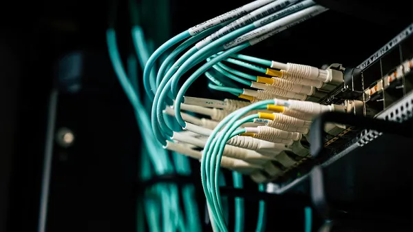 imam-asks-crowd-who-backs-islamabad-against-india-in-viral-clip