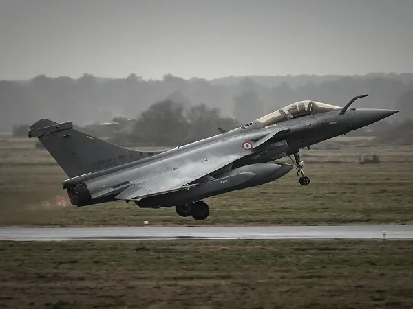 twitters-iconic-bird-logo-sold-for-thousands-of-dollars-at-auction