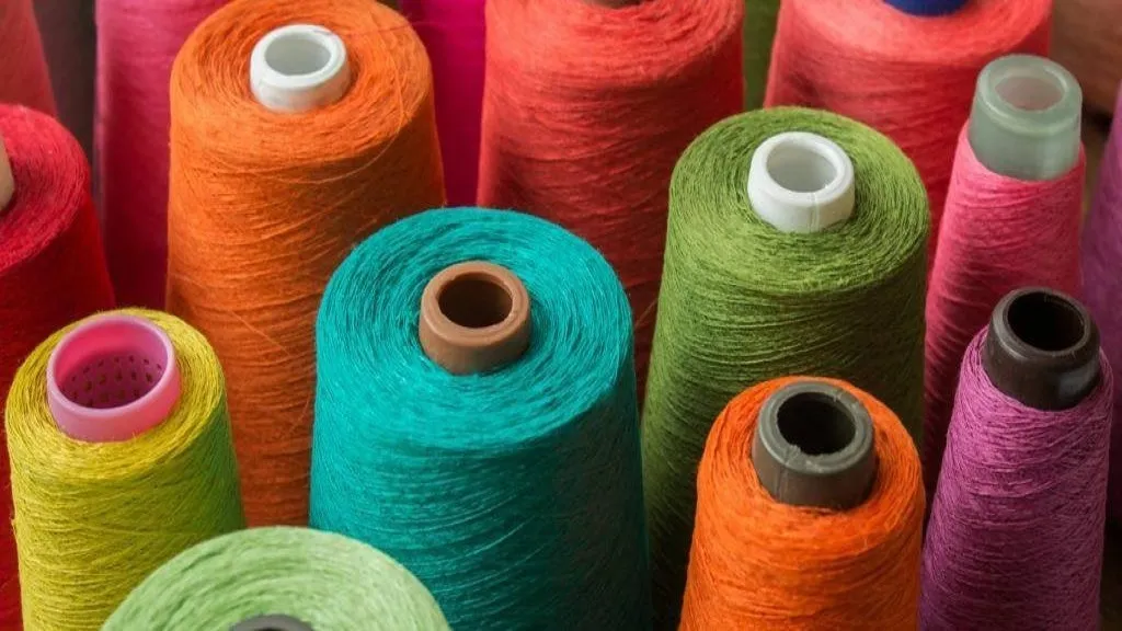 worlds-first-electrified-road-open-in-sweden