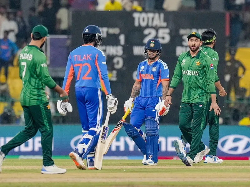 T 20 World Cup: ଇଶାନ କିଶନଙ୍କ ବିସ୍ଫୋରକ ଅର୍ଦ୍ଧଶତକ, ପାକିସ୍ତାନକୁ ୧୭୬ ରନ ଟାର୍ଗେଟ୍ ଦେଲା ଭାରତ 