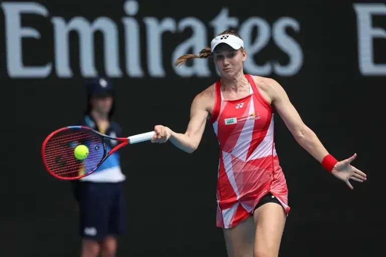 WTA ଦୁବାଇ ଓପନ୍ : ପ୍ରି କ୍ୱାର୍ଟର ଫାଇନାଲରେ ରିବାକିନା-ସ୍ୱିତୋଲିନା