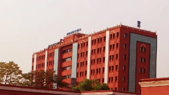 elderly-man-digitally-arrested-by-using-cji-dp-scam