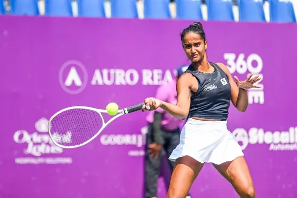 after-eci-order-team-thackerays-party-name-choices