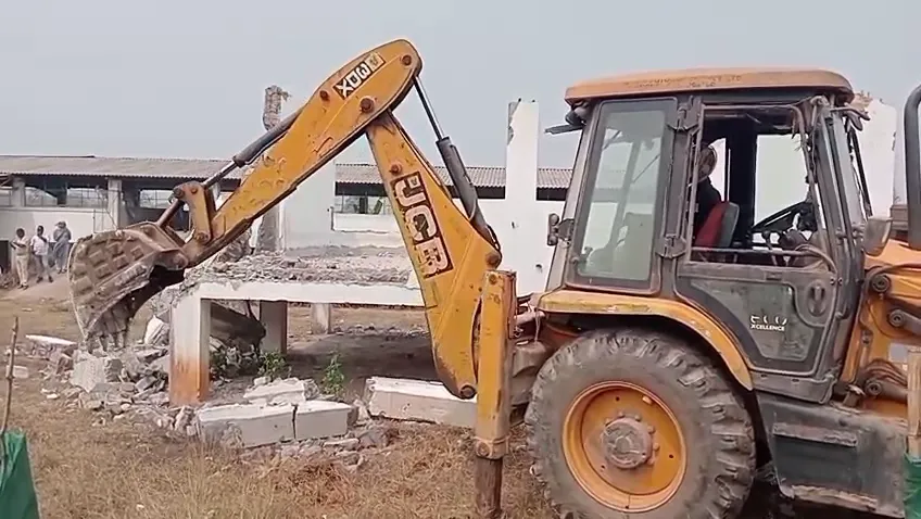 union-minister-manoj-sinha-blames-odisha-govt-for-delay-in-rail-project