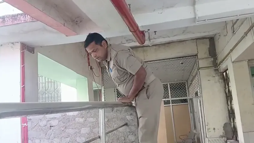 give-road-hole-information-and-got-prize