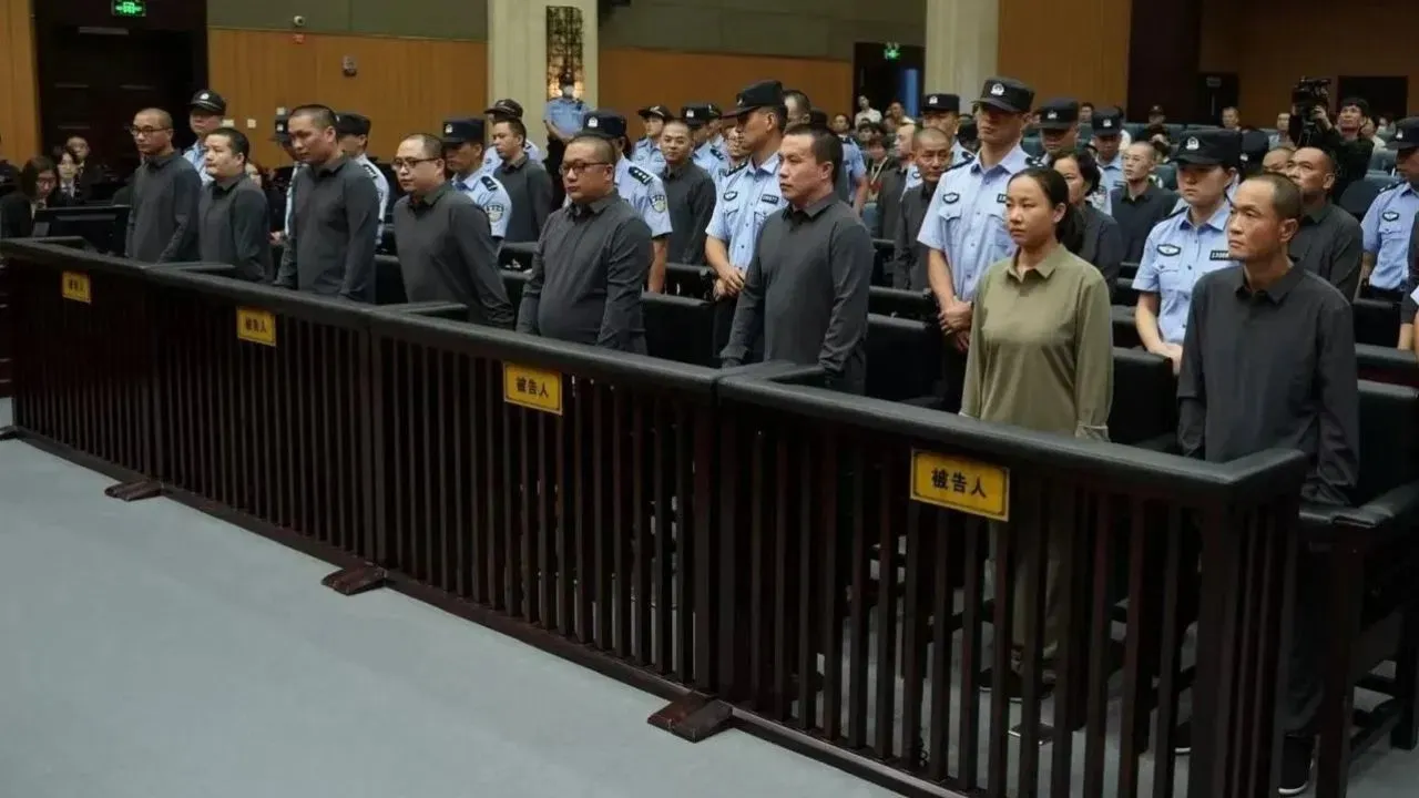 puaku-mrutyudanda-dele-court