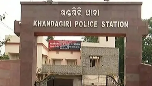 amrita-dated-these-two-stars-before-saif