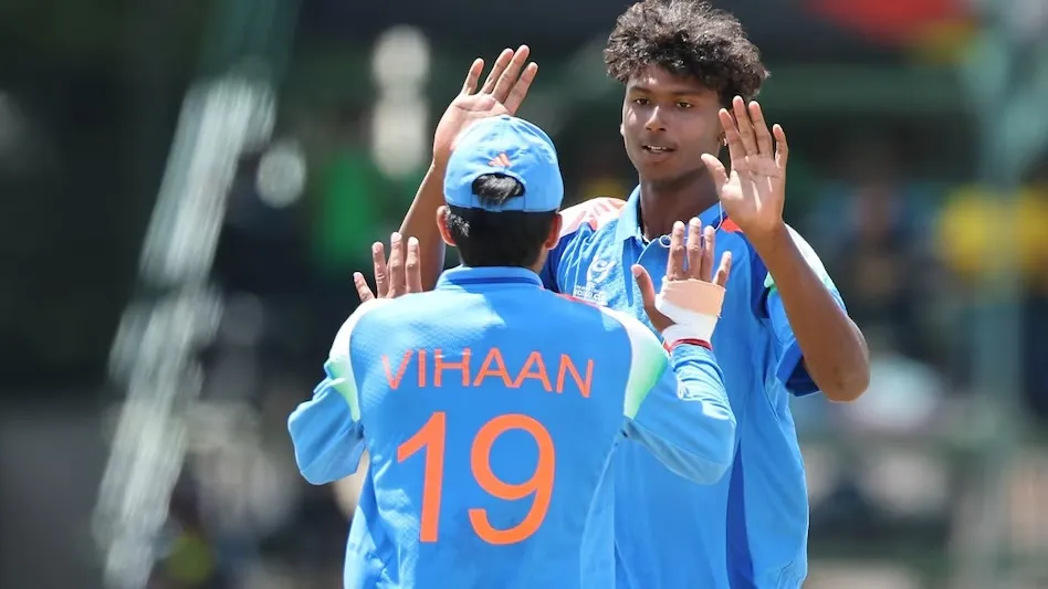 gajapati-sp-sara-sharma-aware-people-about-corona-sing-a-song