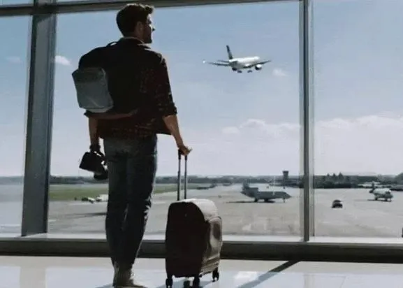 New Baggage Rules 2026: ଏବେ ବିନା ଶୁଳ୍କରେ ବିଦେଶରୁ ଆଣି ପାରିବେ ବିଭିନ୍ନ ସାମଗ୍ରୀ ଓ ସୁନା ଗହଣା: ହେଲେ ଏତିକି ଲିମିଟ୍