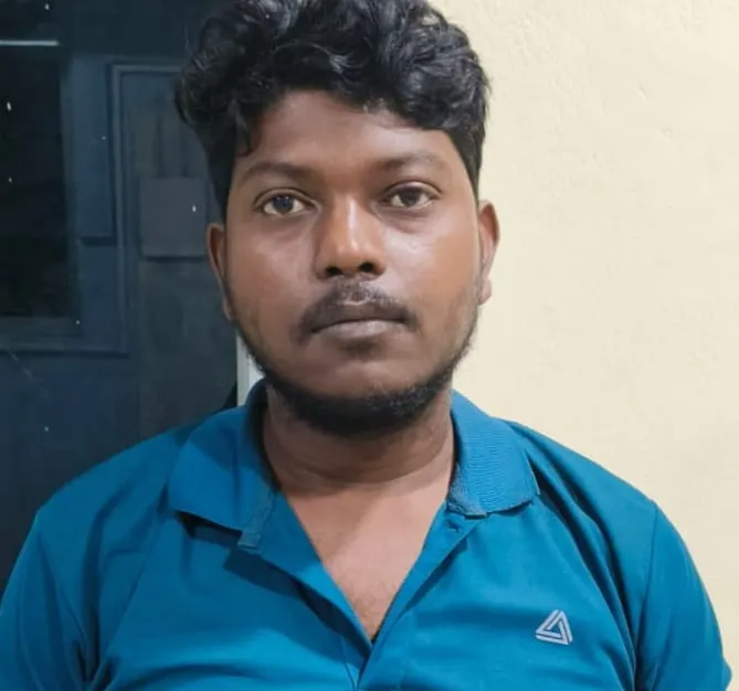 sonu-sud-met-chief-minister-naveen-patnaik