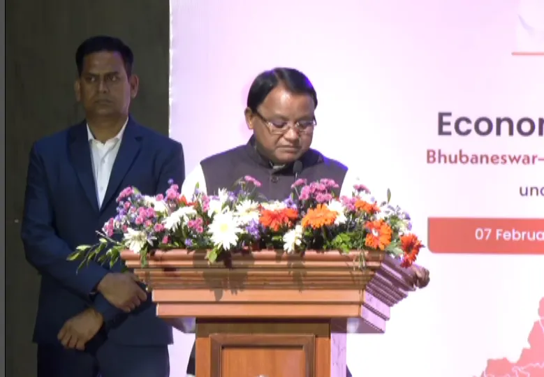 a-plane-carrying-21-passengers-and-crew-in-south-sudans-unity-state-crashed-18-people-died