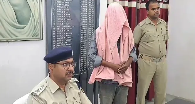 ଲୋନ୍ ଜାଲିଆତି ମାମଲାରେ ଗିରଫ ହେଲେ ପୂର୍ବତନ ବ୍ରାଞ୍ଚ ମ୍ୟାନେଜର, ଠକି ନେଇଥିଲେ ୩୬ ଲକ୍ଷରୁ ଅଧିକ ଟଙ୍କା