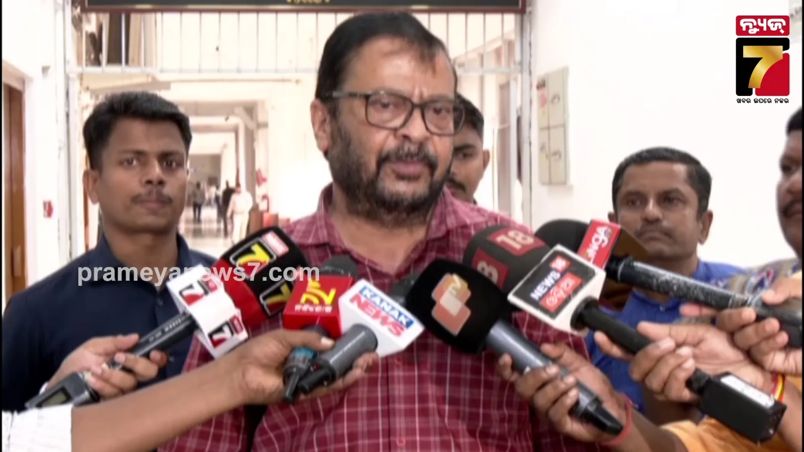 କୋଇଲା ଖଣି ଅଞ୍ଚଳରେ ଜମି ଅଧିଗ୍ରହଣ ପ୍ରକ୍ରିୟାରେ ସାଧାରଣ ଲୋକଙ୍କ ପୁନର୍ବାସ ଓ ଥଇଥାନ ସୁନିଶ୍ଚିତ କରିବାକୁ ରାଜସ୍ୱ ମନ୍ତ୍ରୀଙ୍କ ନିର୍ଦ୍ଦେଶ