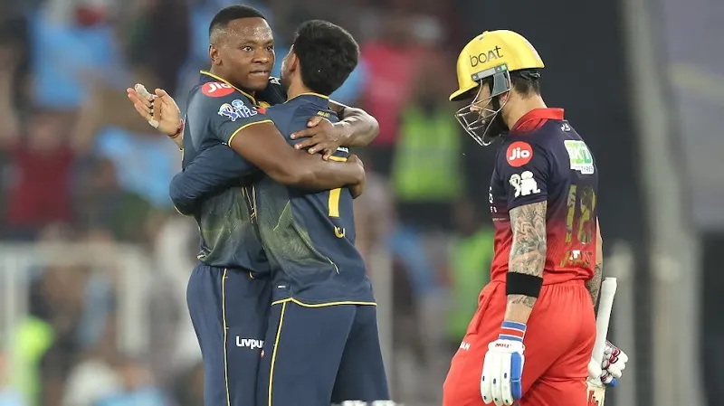 RCB vs GT: ଗୁଜରାଟ ବୋଲରଙ୍କ ଘାତକ ବୋଲିଂ, ୧୫୫ ରନରେ ଆଣ୍ଠେଇଲା ବେଙ୍ଗାଲୁରୁ