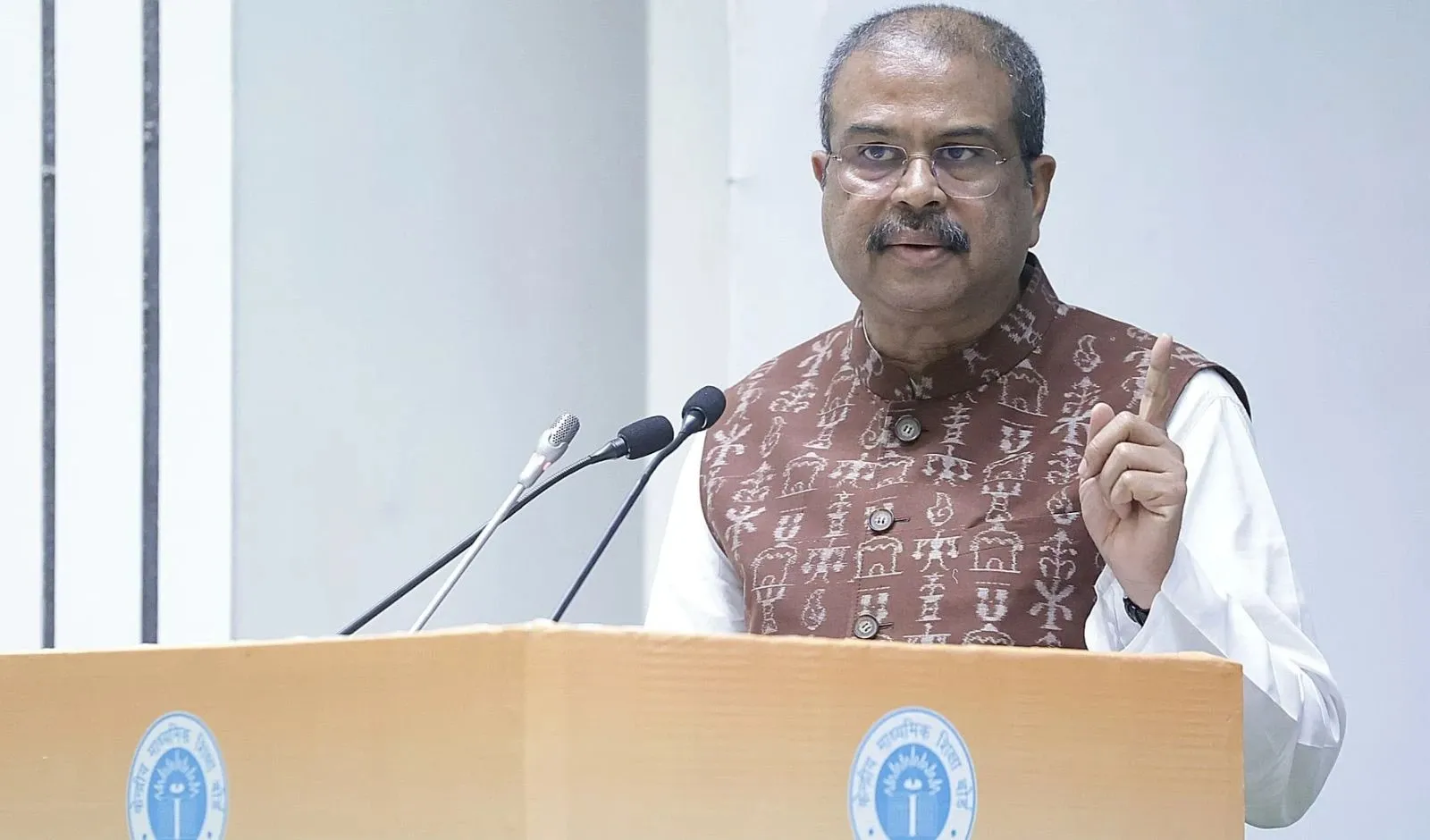 ଶିକ୍ଷା ପାଠ୍ୟକ୍ରମରେ ନାମଲେଖା ପାଇଁ ସଂରକ୍ଷଣ ବ୍ୟବସ୍ଥା, ପ୍ରଧାନମନ୍ତ୍ରୀ ଓ ମୁଖ୍ୟମନ୍ତ୍ରୀଙ୍କୁ ଧନ୍ୟବାଦ ଜଣାଇଲେ କେନ୍ଦ୍ରମନ୍ତ୍ରୀ ଧର୍ମେନ୍ଦ୍ର ପ୍ରଧାନ