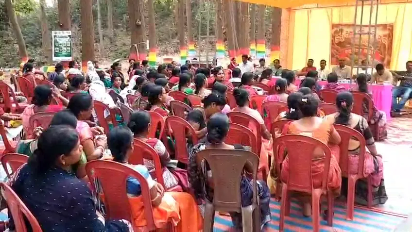 Mission Shakti Sangha Organizes Get-Together in Deogarh
