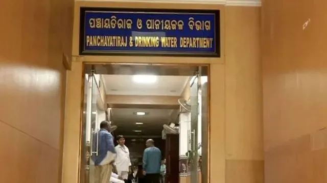 ପଞ୍ଚାୟତ ନିର୍ବାଚନ ପୂର୍ବରୁ ପିଇଓ ନିଯୁକ୍ତି ! OSSSCକୁ ତୁରନ୍ତ ନିଯୁକ୍ତି ପ୍ରକ୍ରିୟା ସାରିବାକୁ ପଞ୍ଚାୟତିରାଜ ବିଭାଗର ଚିଠି