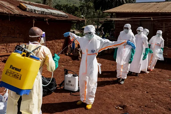EBOLA OUTBREAK 2026: ଟୀକା ପାଇଁ ଚାଲିଛି ସଂଘର୍ଷ, ଏପଟେ 'ନିୟନ୍ତ୍ରଣ ବାହାରକୁ' ଚାଲିଯାଇଛି ଇବୋଲା