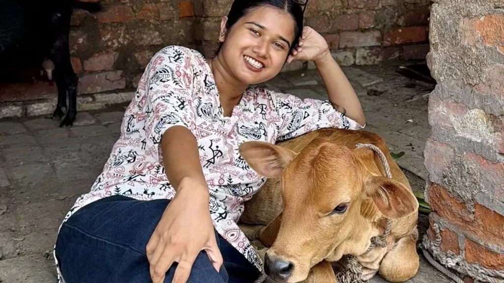 ପ୍ରସିଦ୍ଧ pet କଣ୍ଟେଣ୍ଟ କ୍ରିଏଟର ସୟୋନୀ ଚକ୍ରବର୍ତ୍ତୀଙ୍କ ପରଲୋକ, ଘରେ ଝୁଲୁଥିବା ଅବସ୍ଥାରେ ମିଳିଲା ଶବ