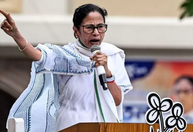 Mamata Banerjee target BJP 
