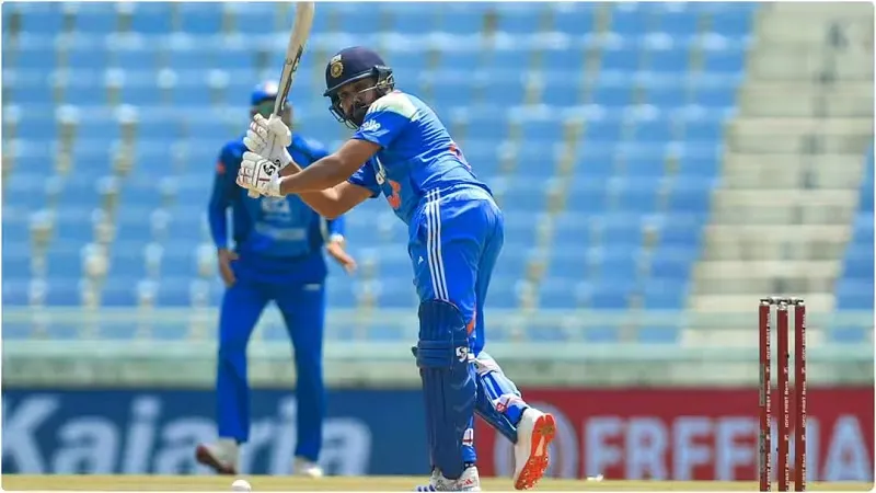 IND vs AFG 2nd ODI: ଅଳ୍ପକେ ଅର୍ଦ୍ଧଶତକ ହାତଛଡ଼ା କଲେ ରୋହିତ ଶର୍ମା, କିନ୍ତୁ ରଚିଲେ ନୂଆ ଇତିହାସ