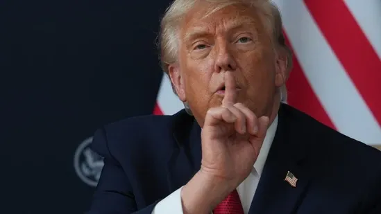 Trump lashes out at critics: ଇରାନ ଚୁକ୍ତିକୁ ସମାଲୋଚନା କରୁଥିବା ଲୋକଙ୍କୁ ‘ମୂର୍ଖ’ କହିଲେ ଟ୍ରମ୍ପ