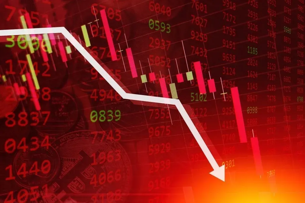 Stock Market Crash: ଖସିଲା ସେୟାର ବଜାର, ଖୋଲୁ ଖୋଲୁ ୮୦୦ ପଏଣ୍ଟ ଖସିଲା ସେନସେକ୍ସ, ଆଇଟି ସେକ୍ଟରରେ ଆସିଲା ସୁନାମୀ