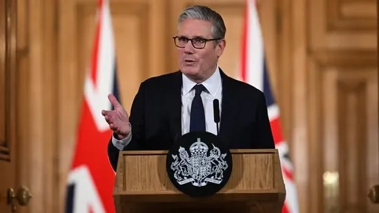 UK Prime Minister Keir Starmer Resigns: ବ୍ରିଟେନ୍ ପ୍ରଧାନମନ୍ତ୍ରୀ କିଅର୍ ଷ୍ଟାର୍ମର୍‌ଙ୍କ ଇସ୍ତଫା, ୨ ବର୍ଷରେ ଗଲା କ୍ଷମତା, ଜାଣନ୍ତୁ ପତନର କାରଣ 