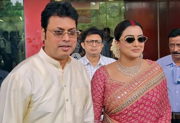 Biplab Kumar Deb Marries Tagaru Actress Triveni Rao