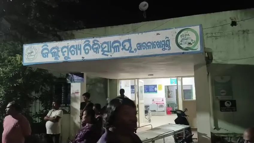 ଅଭାବନୀୟ! ମୀନା ବଜାରରେ ବିଦ୍ୟୁତ ଆଘାତରେ ଚାଲିଗଲା ୧୫ ବର୍ଷୀୟ ବାଳକର ଜୀବନ