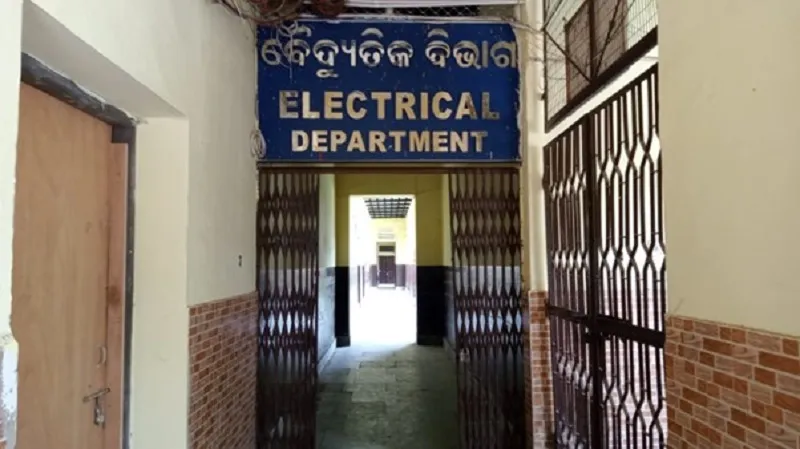 ୭ ଦିନ ଭିତରେ ବିଦ୍ୟାଳୟର ବିଦ୍ୟୁତ ବକେୟା ପୈଠ ନ ହେଲେ କାର୍ଯ୍ୟାନୁଷ୍ଠାନ, ସମସ୍ତ ବିଇଓଙ୍କୁ କଡ଼ା ନିର୍ଦ୍ଦେଶ