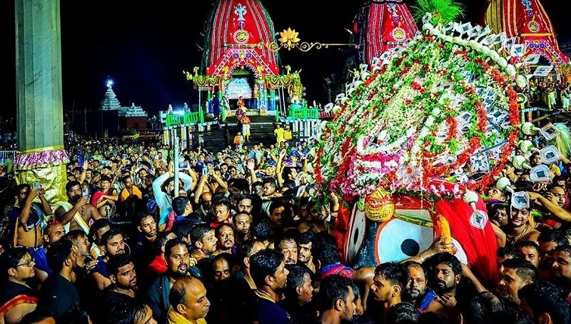 Niladri Bije: Deities Return to Ratna Singhasana